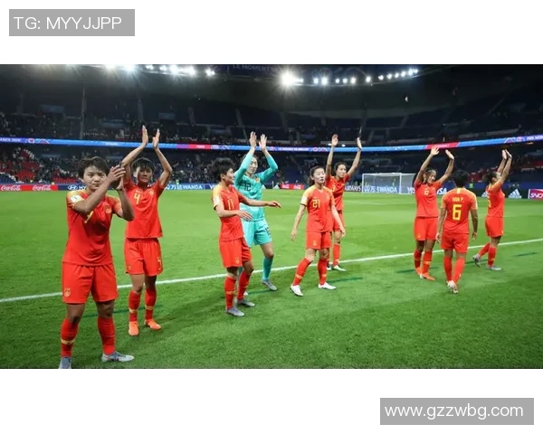 外国足球明星齐聚贺州共庆盛典引发球迷热烈追捧与期待